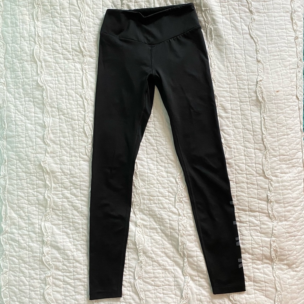 PINK Victoria’s Secret Cozy Fleece Lined Black Leggings